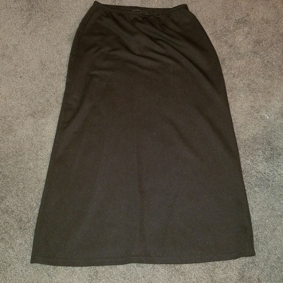 Joe Benbasset Dresses & Skirts - Basic long black skirt